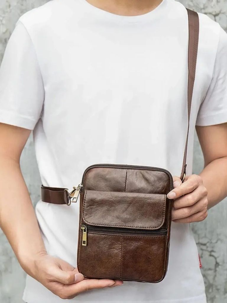 Finley & Family Essential Leather Crossbody Bag