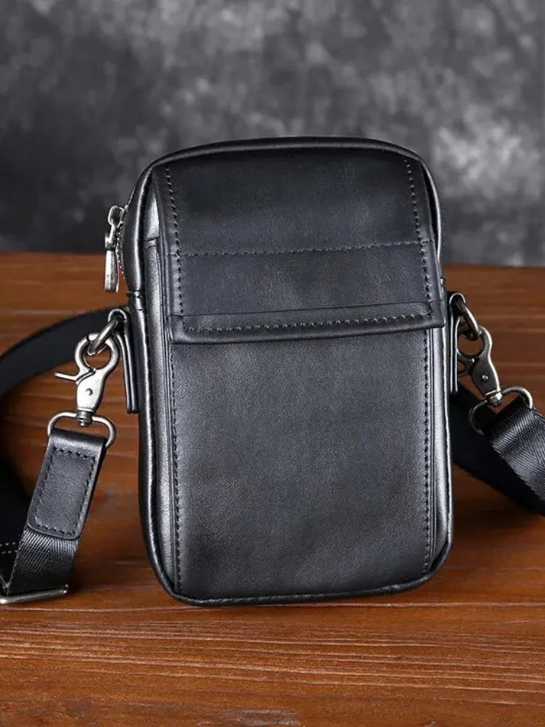 Finley & Family Essential Leather Crossbody Bag
