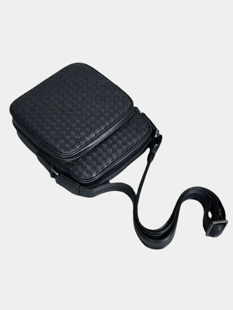 Finley & Family Heritage Woven Shoulder Bag