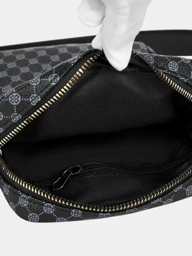 Finley & Family Mini Vintage-Style Shoulder Bag